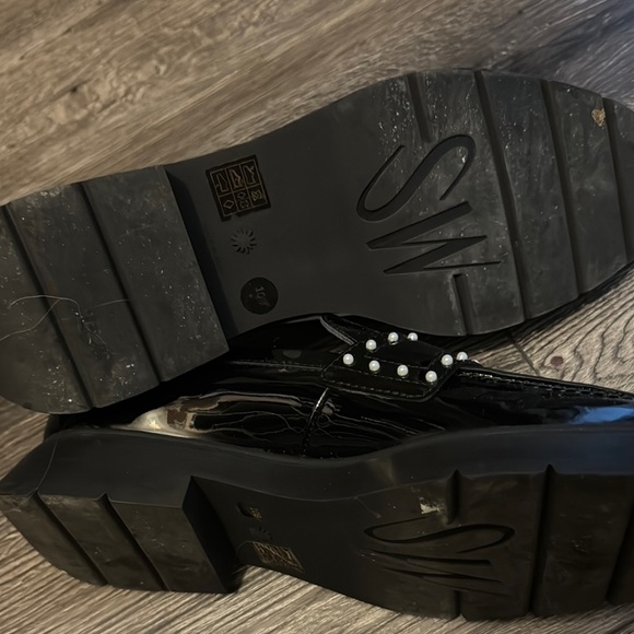 Black Patent Leather Loafers with Pearl Accents - Picture 6 of 6